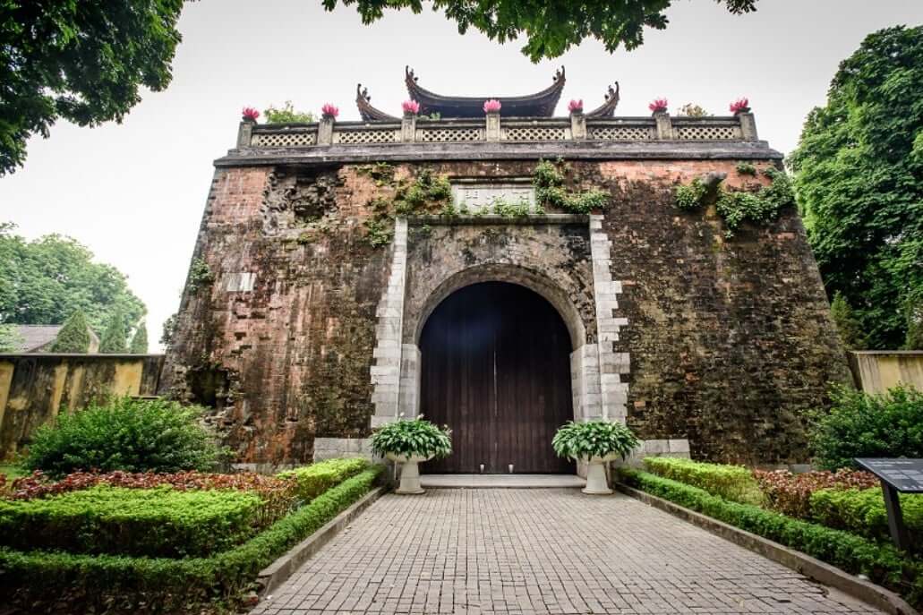 Cửa Bắc Hà Nội: Vẻ Đẹp Cổ Kính Vượt Thời Gian Mà Bạn Không Thể Bỏ Lỡ