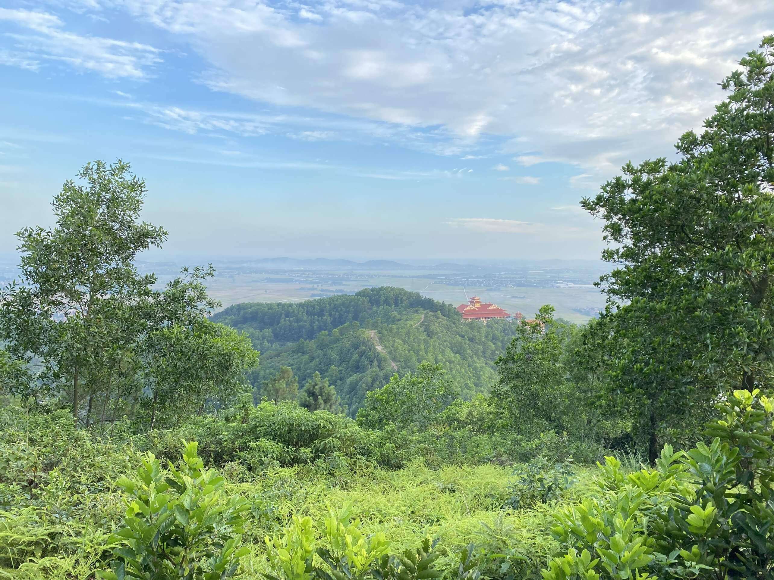 ドン山 - ヴァンチュンコミューン