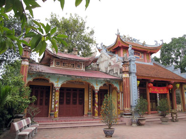 カイン・ヴァン寺院遺跡、チュー町