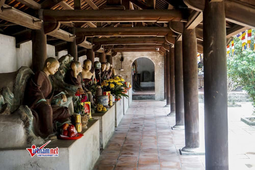 ストロベリー パゴダ - ベトナムで最初の寺院