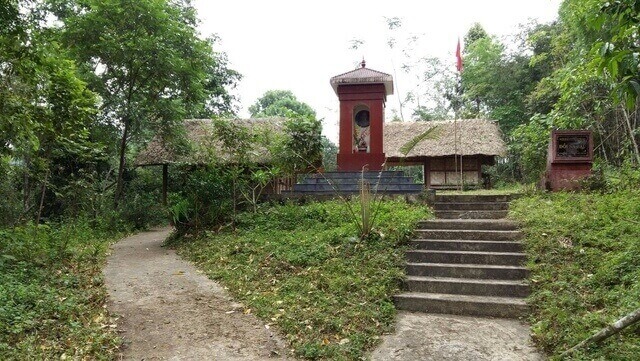 Di tích tích lịch sử An toàn khu (ATK) Chợ Đồn