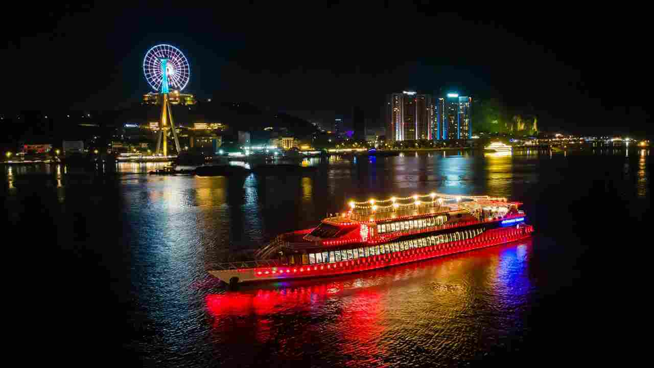   파라다이스 딜라이트 디너 5*