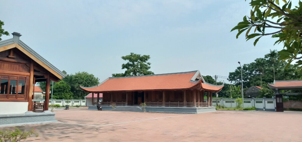 Dong Trieu 전쟁 지역의 중심(Bac Ma 탑)