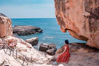 ニントゥアンのライ洞窟を探索：魔法のような自然の傑作