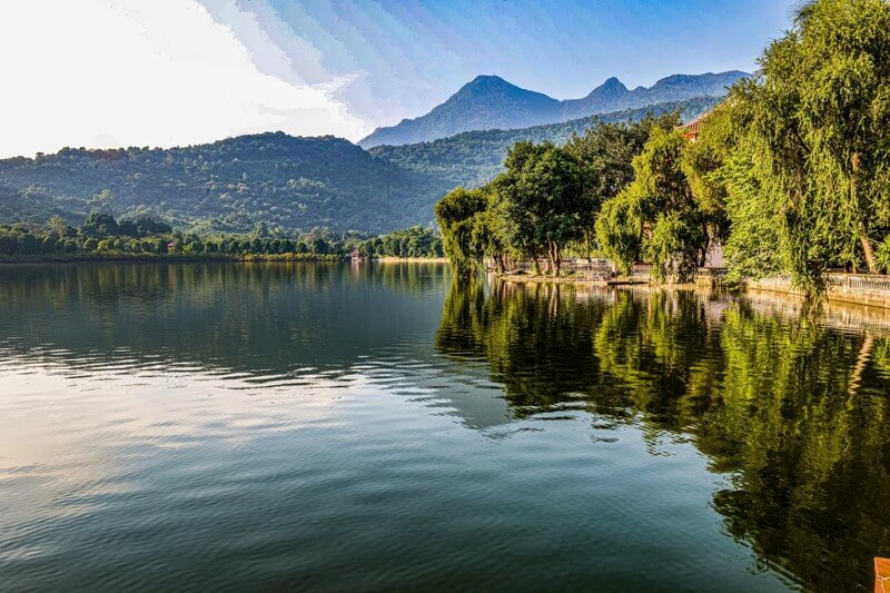 Khu Du Lịch Hồ Tiên Sa