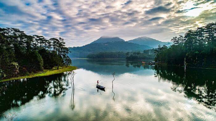 美しく魔法のようなティアストリーム - ダラット