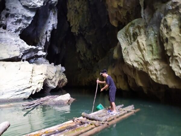 Hang Dơi ( Động Dơi)