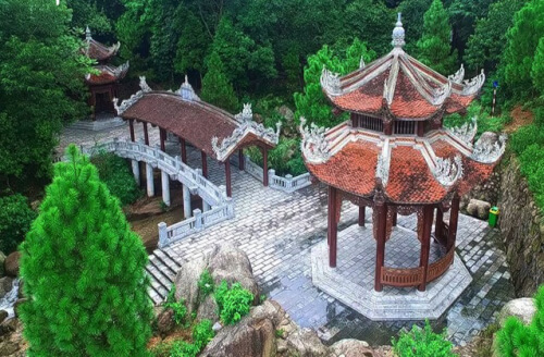 Khu di tích Côn Sơn - Kiếp Bạc nổi tiếng ở Hải Dương