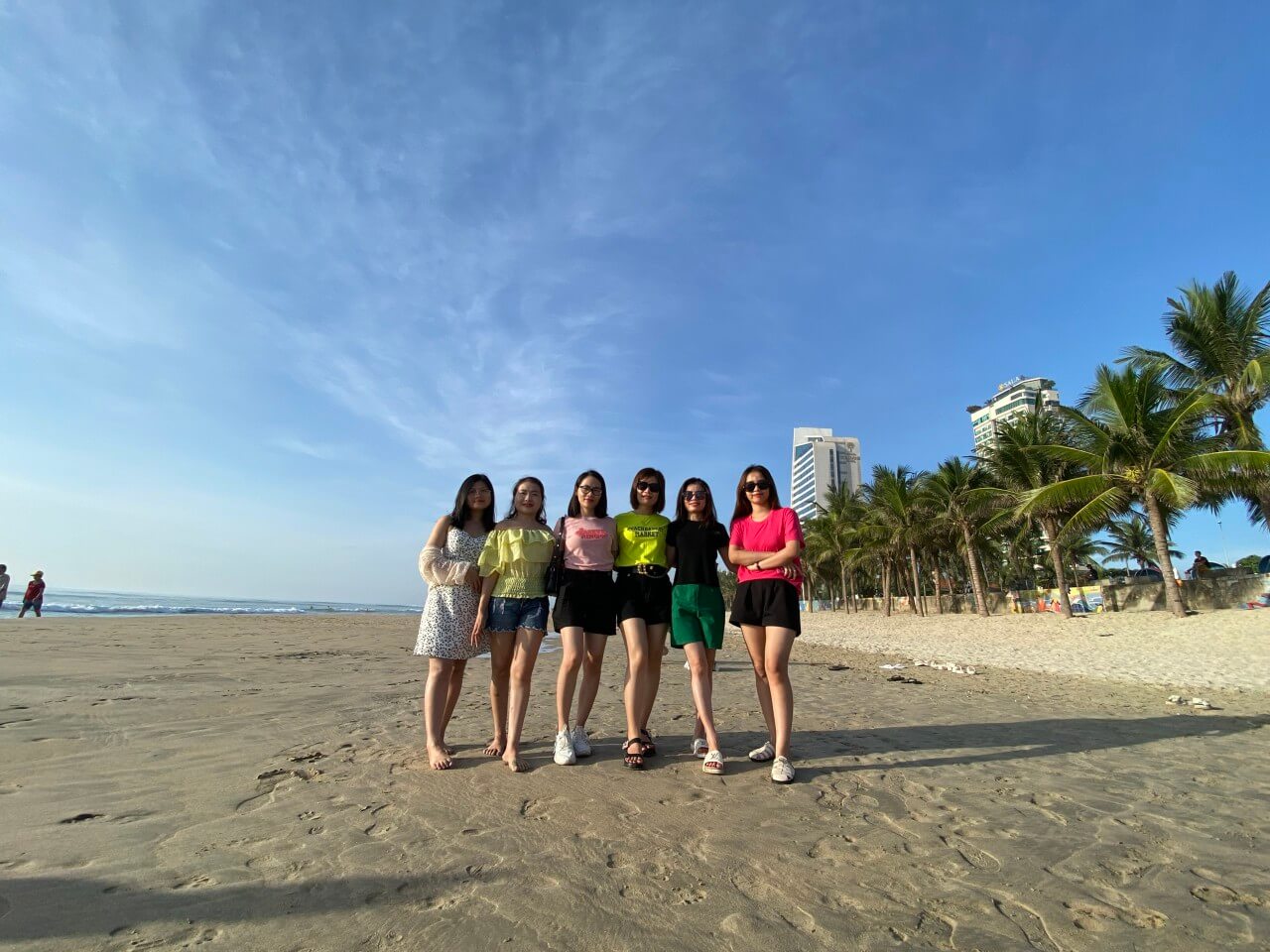 Biển Mỹ Khê – Bãi biển đẹp nhất Thành phố Đà Nẵng - Nơi "chữa lành" của các tín đồ yêu Biển