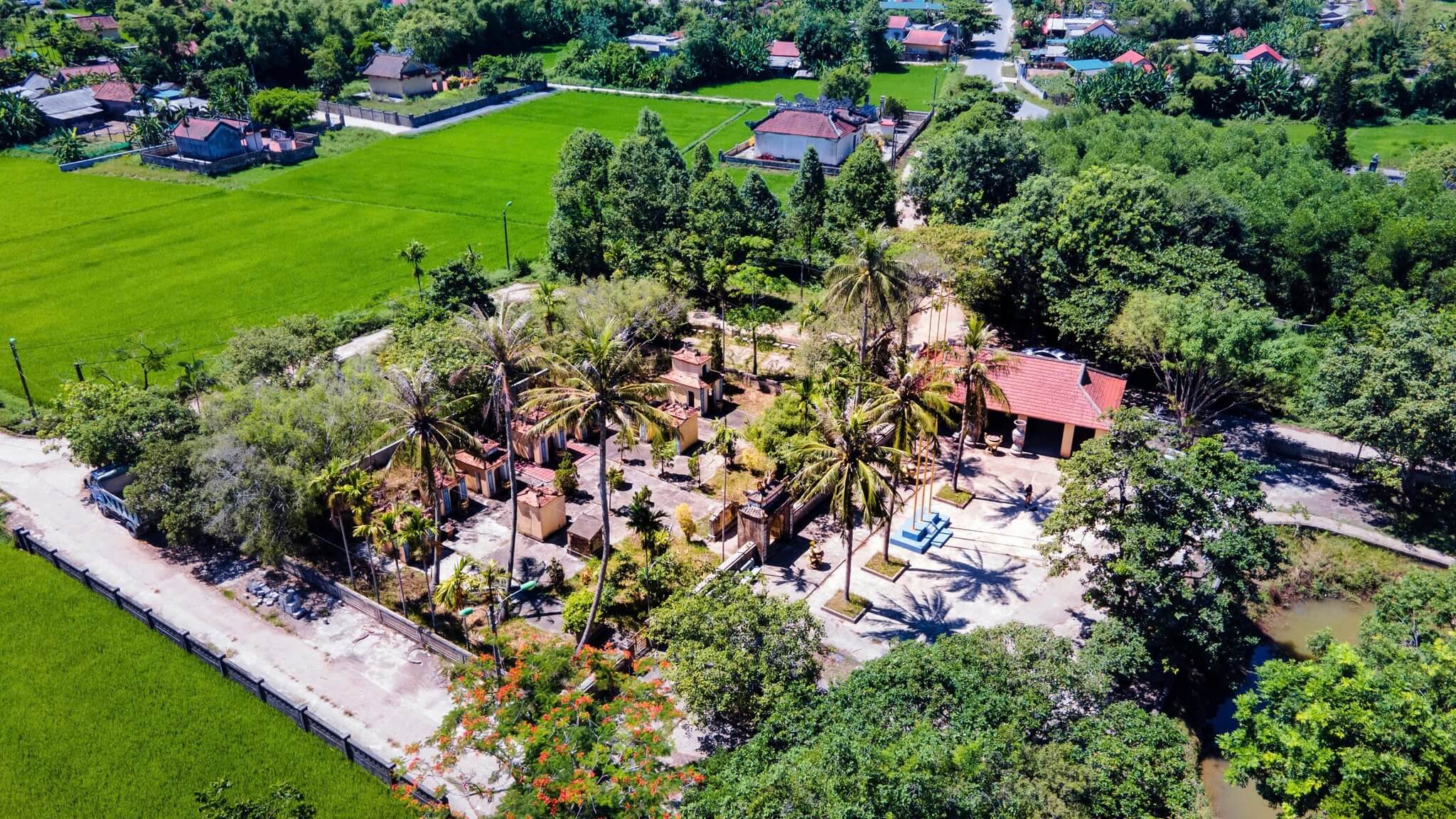 ビッチ・ラ古代村 - 多くのユニークな国民的価値を持つ500年の歴史のある村