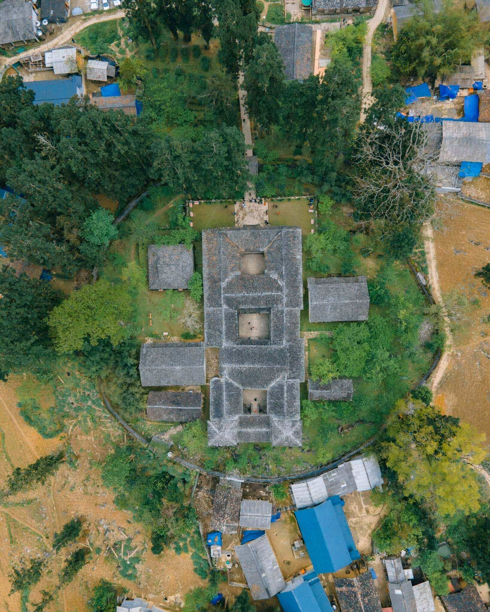 Khám phá dinh thự họ Vương kiến trúc độc đáo