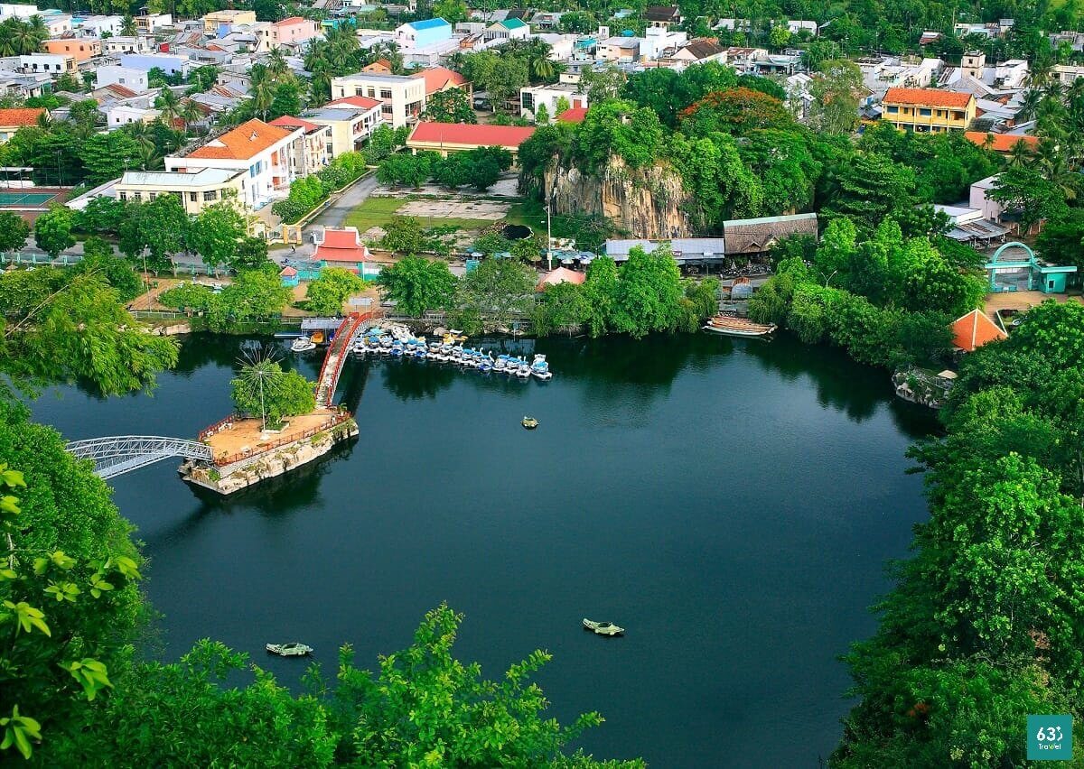 Khu du lịch núi Sập - địa điểm check in hot hit ở An Giang