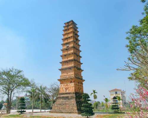 ビン ソン タワー - ヴィン フックの有名な芸術品