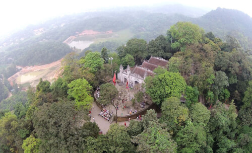 Na Hang tourist area