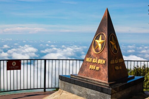 南の屋根、バーデン山を探索