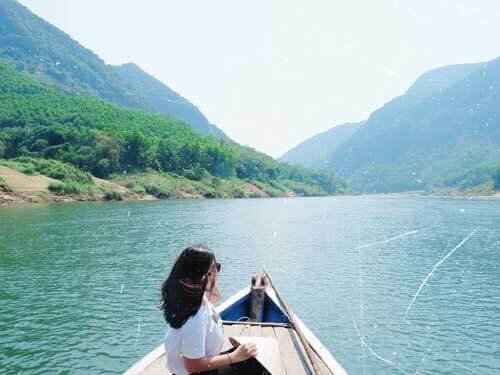 Khung cảnh thơ mộng tại Hòn Kẽm Đá Dừng