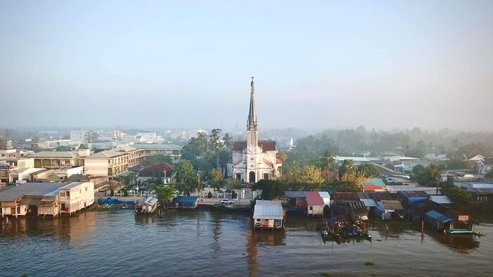 Đây là điểm đến thường xuyên của các tín đồ công giáo.