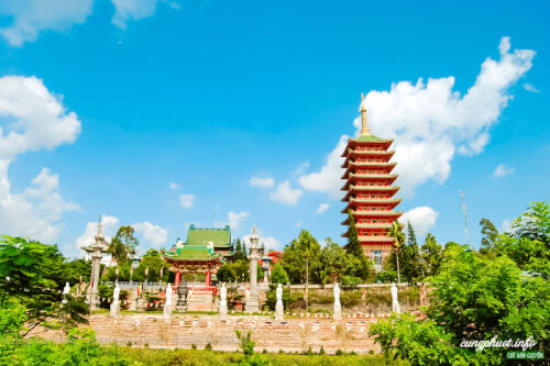 ミン タン パゴダ - 中央高地にある奇妙な寺院