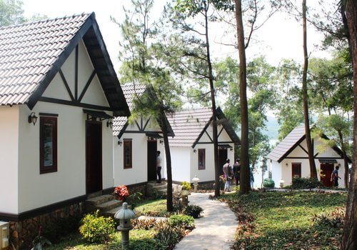 푸닌 호수 생태 관광 지역