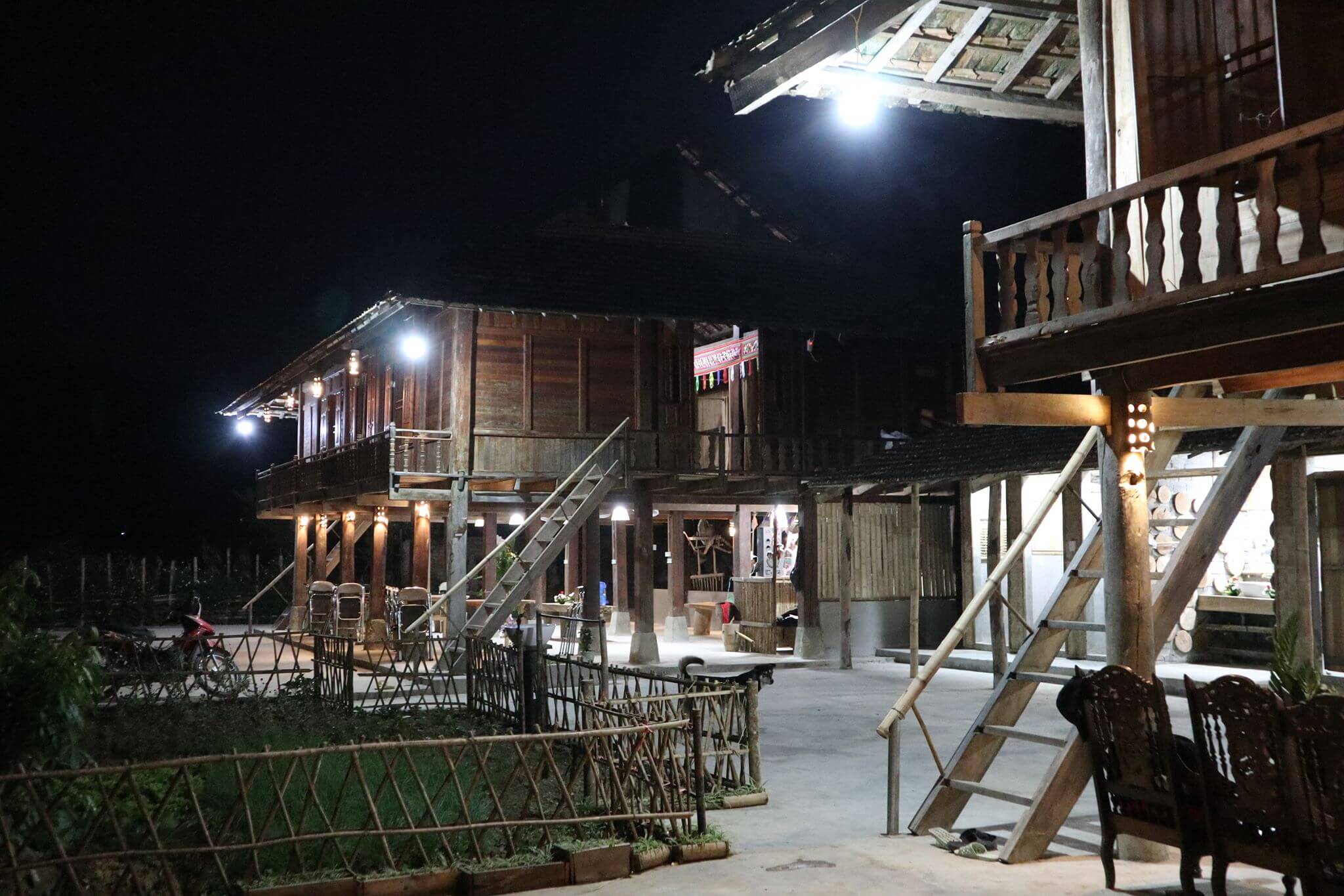 Bản Che Căn bảo tồn các giá trị văn hóa truyền thống.