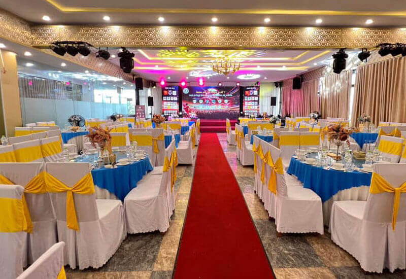 オー ラック レストラン ダナン