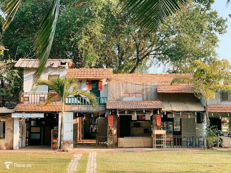 Khu du lịch Văn Thánh