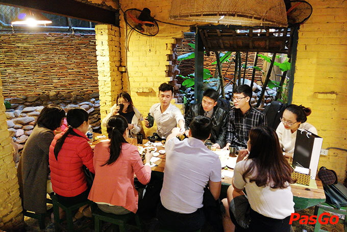 Ao Quán - Đông Tác