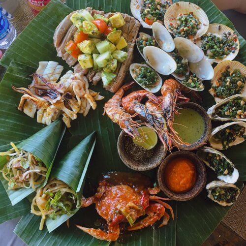 Ẩm thực tại bãi biển An Bàng