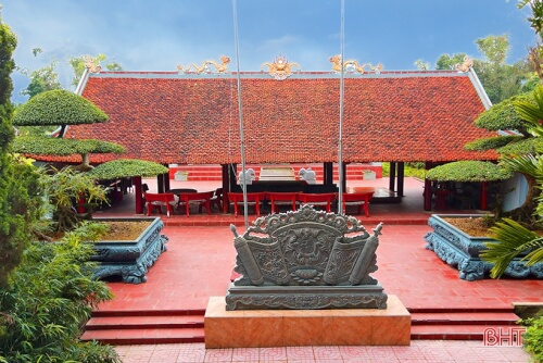 Truc 寺院は、サウザンド フォー川のほとりにあるユニークな遺物です。