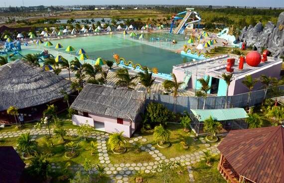 Khu du lịch nhà Mát