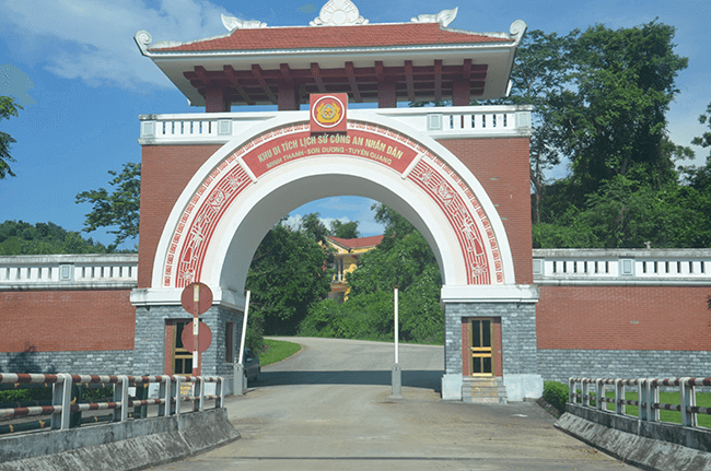 警察署の文化的および歴史的な観光地