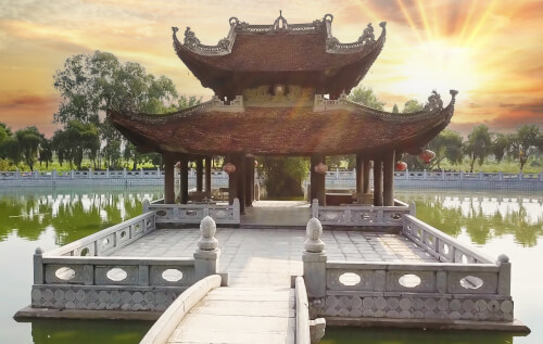 ドゥ寺院のトゥイ ディン ハウス