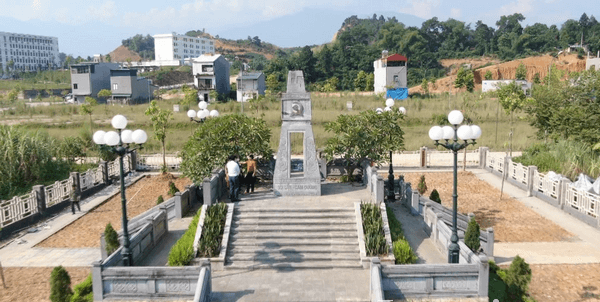 Khu căn cứ cách mạng Cam Đường