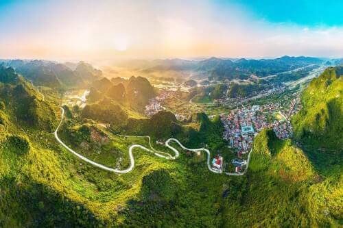 Bình minh tại Ải Chi Lăng