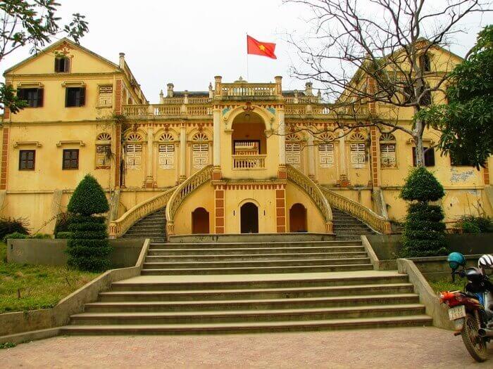 ホアン ア トゥオン パレス