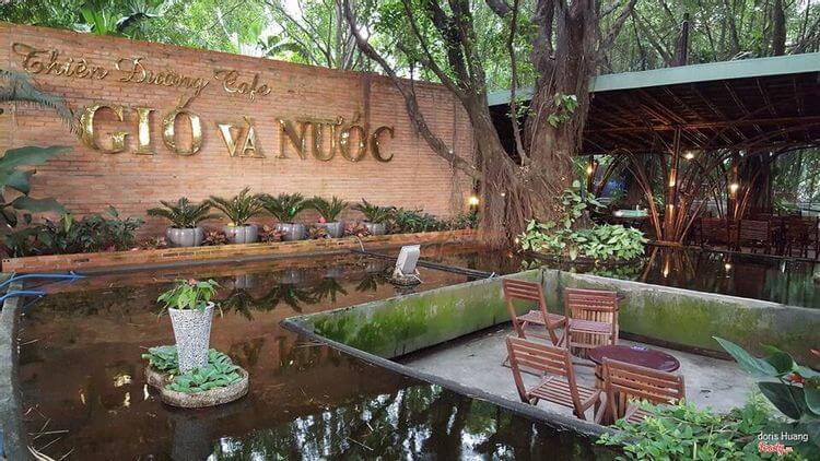 Cà Phê Gió và Nước