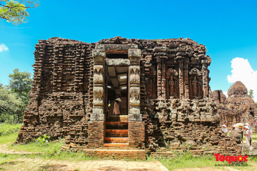 Mê mẩn trước vẻ đẹp huyền bí của thánh địa Mỹ Sơn