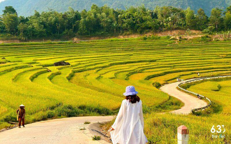 Đắm say một Pù Luông đẹp như tranh mùa lúa chín