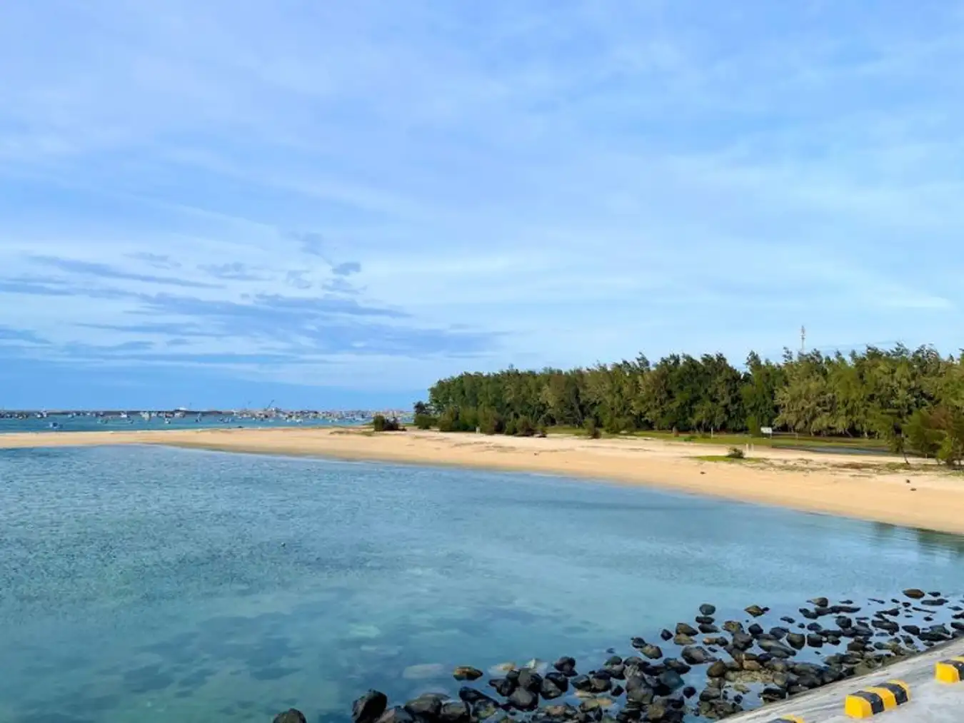 Discover the Untouched Beauty of Trieu Duong Bay on Phu Quy Island