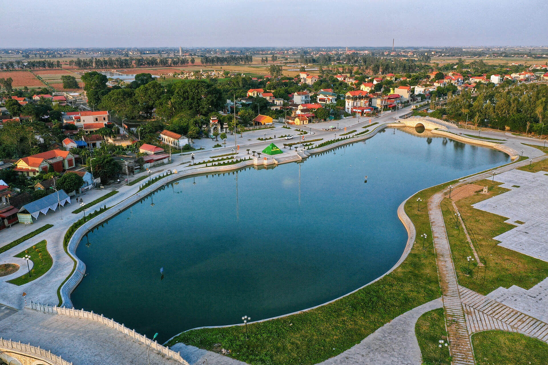 Đền Trần Thương