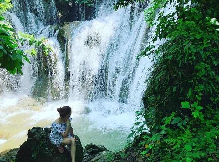 Dòng nước trong lành, ngọt mát giúp cho đàn voi khỏe hơn, lấy lại năng lượng cho một hành trình dài.