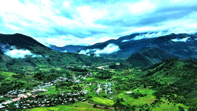 Ninh Thuan의 Phuoc Binh 국립공원은 이곳을 방문하고 관광하는 모든 사람에게 도움이 되는 많은 흥미로운 활동을 조직합니다.