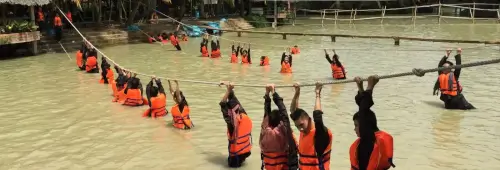 Lan Vuong観光エリアでの興味深いゲーム