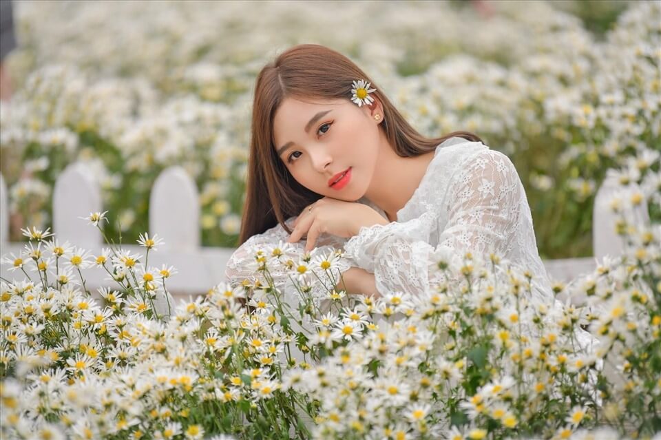 若者向けにチェックインしてバーチャルに住むための場所。