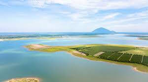 Dau Tieng 湖 - 遠くからの眺め