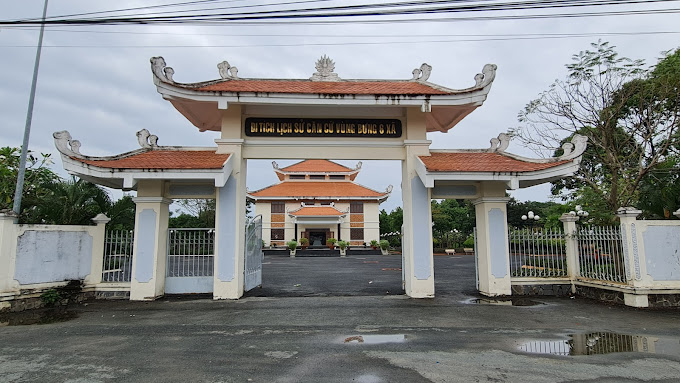 歴史的遺物基地エリア ブング 6 コミューン