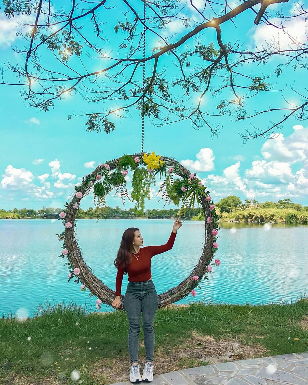 「バーチャルライフ」写真を撮る場所をお探しですか?ドンナイ ドリーム ストリームは、あなたの写真をよりユニークにするのに適したシーンです。