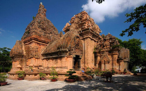 Po Nagar Tower - Khanh Hoa로 여행할 때 독특한 목적지