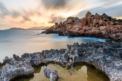 라이 동굴 - 자연이 부여한 독특한 아름다움