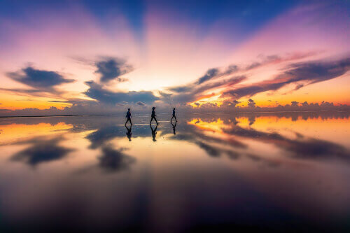 タイビンで魔法のような無限の海を鑑賞